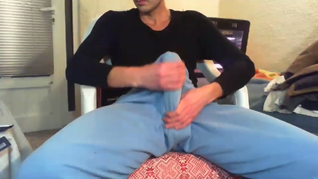 hugeguy  28-01-2022 video suckshow