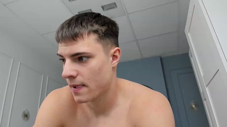 AshtonColtX  30-01-2022 video toys