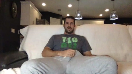 alphamasterjax  30-01-2022 video kissing