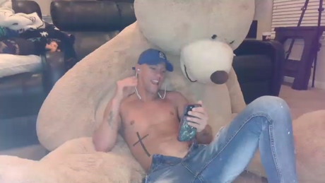 gorilla_glue777  30-01-2022 video bigtoys