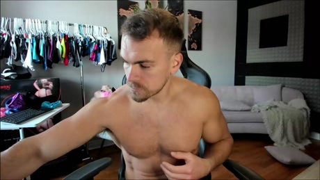 finch93  01-02-2022 video Ass