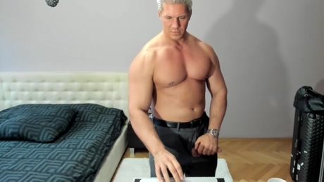 redrabbitstories  02-02-2022 video jerking