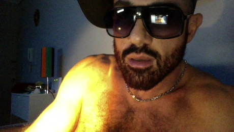 Made_N_Sicily  04-02-2022 video sexymale