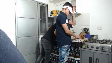 tough_hot_guys209  04-02-2022 video sexykitty