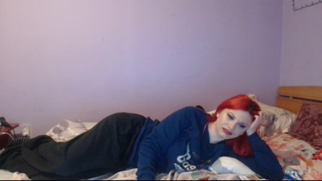 emmily000 05-02-2022 Topless 