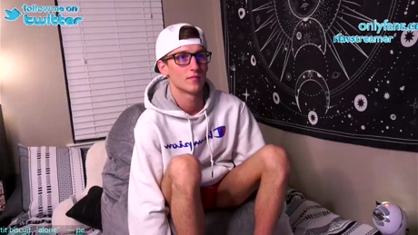 anotherskinnyboy  06-02-2022 video bigballs