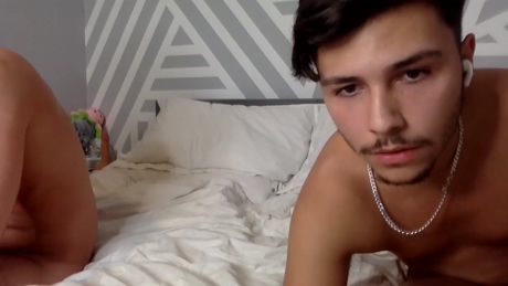 two_lads  05-02-2022 video beauty