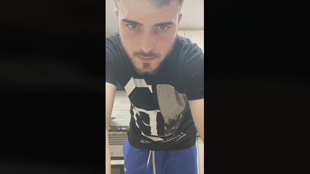 Hot1722  07-02-2022 video gag