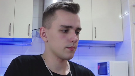 Larstar  07-02-2022 video Topless