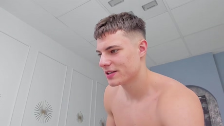 ashtoncoltx  08-02-2022 video bigdick