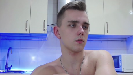 larstar  08-02-2022 video Ass