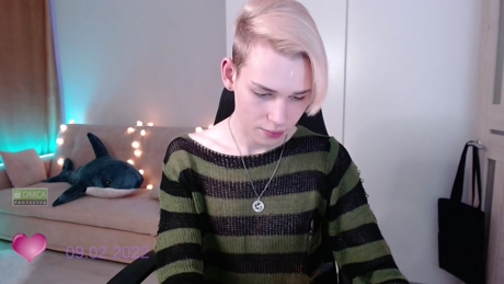 215_mikee  09-02-2022 video play