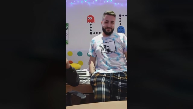 elpornotuyo  08-02-2022 video gag