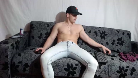 leoroman  09-02-2022 video suckcock