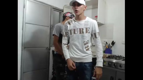 tough_hot_guys209  10-02-2022 video juicy