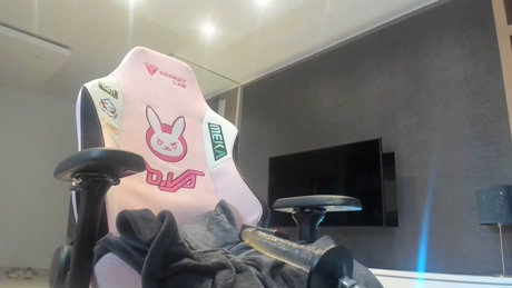 Cassy_cum  10-02-2022 Topless Females