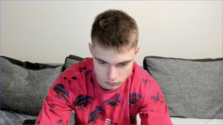 maks_wolfis  11-02-2022 video cute