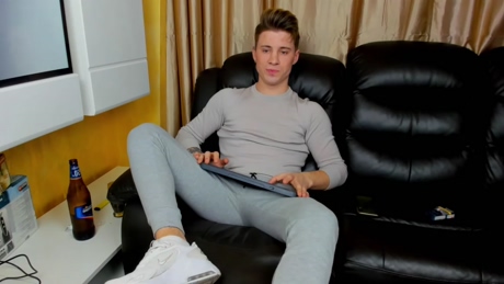 tomysteele  11-02-2022 video hot