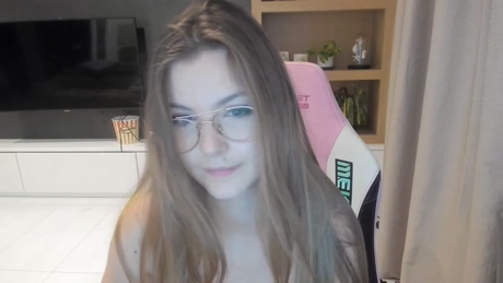 Cassy_cum  11-02-2022 kiss Females
