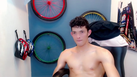 Milan_Drews  12-02-2022 video bicurious