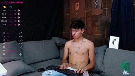 charlythesexyboy  12-02-2022 video strip