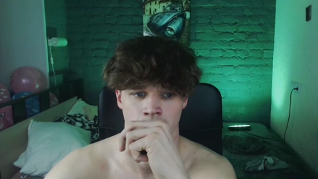 vini_b_black  12-02-2022 video Webcam