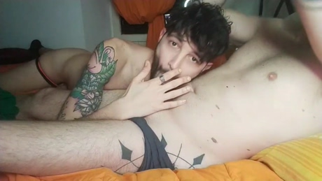 0Gayboyshot  13-02-2022 video naughty