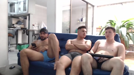 heteros_men  12-02-2022 video horny