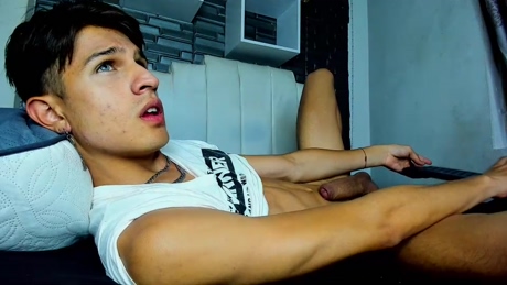 kevin_ahs  12-02-2022 video yummy