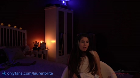 laurenbrite 12-02-2022 spanking 