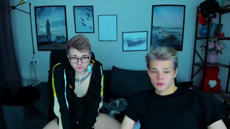 tom_handerson  13-02-2022 video cute