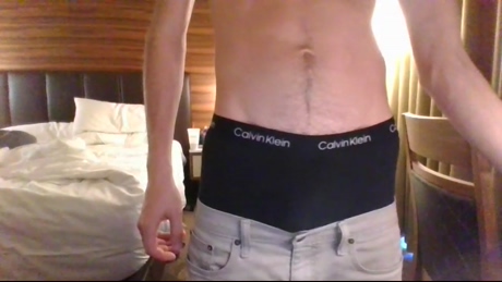 urboytoy24  12-02-2022 video sexy