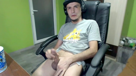 BigCumShoot  14-02-2022 video amateur