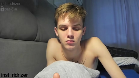 horny_jerk_roy_prick2001  14-02-2022 video sexyfeet