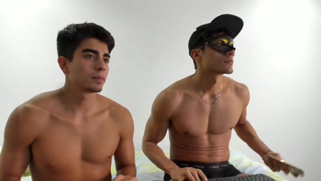 hot_guys_have_fun  14-02-2022 video Show