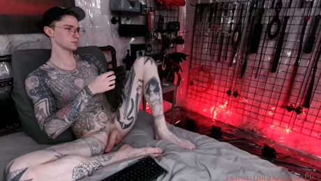 tattedtrevorsmith  14-02-2022 video fuckher