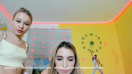 amelia__williams  14-02-2022 Show Couples