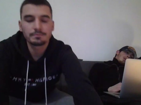 tomtom144001  14-02-2022 video jerking