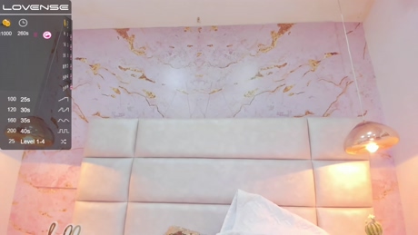 the_little_cody  16-02-2022 video striptease