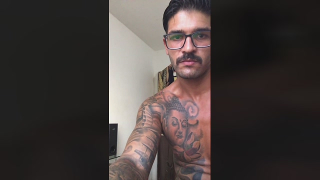 Leonardoo02  16-02-2022 Recorded Video handsome
