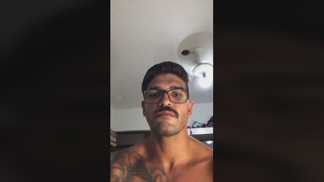 Leonardoo02  16-02-2022 video striptease