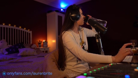 laurenbrite 18-02-2022 suckcock 