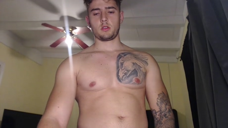 playboymateo  18-02-2022 video cute