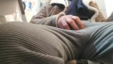 billy1727  19-02-2022 Recorded Video moan