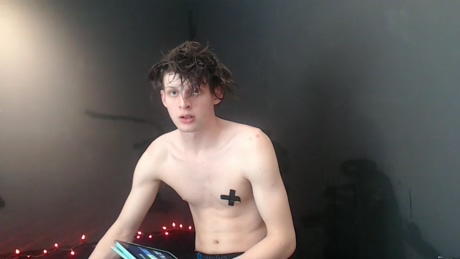 jimmylol42  19-02-2022 video yummy