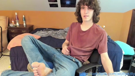 wolfiekitty  18-02-2022 video gag