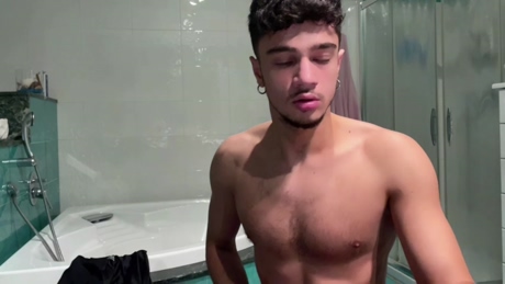 BunnyBoy2002  20-02-2022 video bigdick