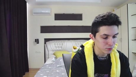 Enneth  21-02-2022 video lush