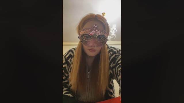 giulia_29 22-02-2022 Topless 
