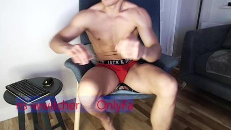 w_witcher  22-02-2022 video kissing